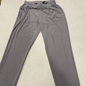 Antthony Women's Gray Trousers